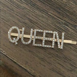 ❤️ Hair clip QUEEN
